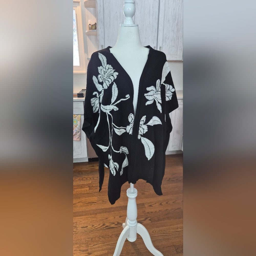 Black Kimono with White Floral Embroidery